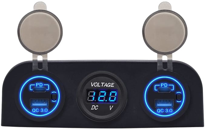 ProRide 12V USB Autolader 4 Poorten - QC3.0 - P19173 - Drievoudig opbouw paneel met Voltmeter