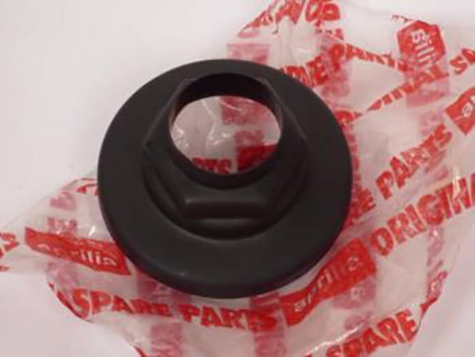 divers plastic voor aprilia 125 leonardo scooter ap8123490 nieuw