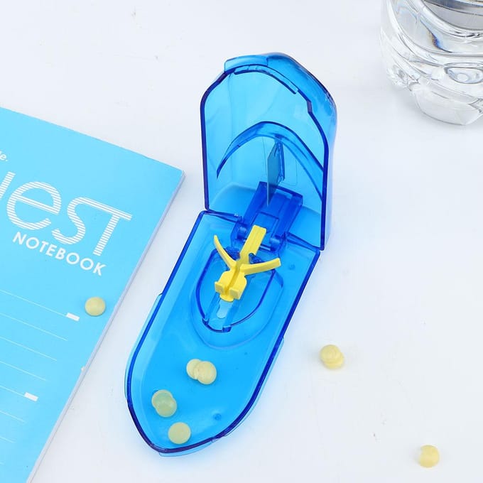 Coupe-comprimés Diviseur Hacheur de Médicaments avec Lame Intégrée blue