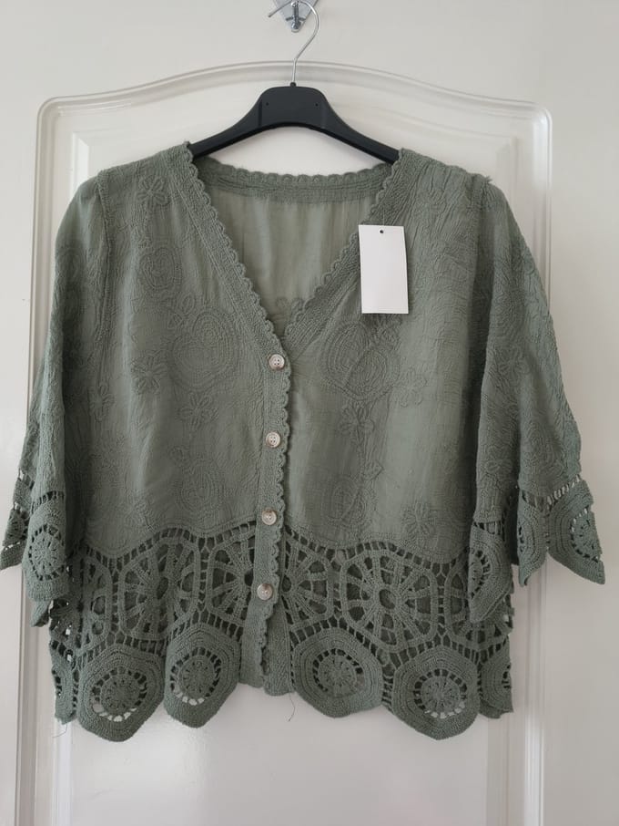 Dames vest Justa-effen kaki groen-Maat M/L-driekwart mouwen