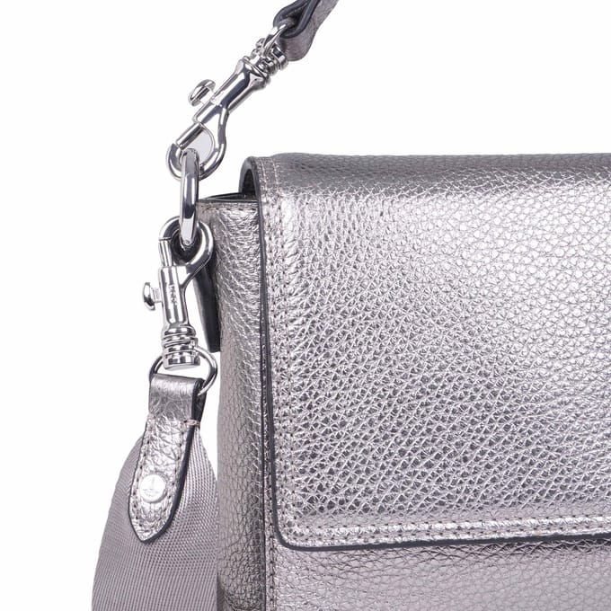 JOOP! Leren Schoudertas Splendere Muna Shoulderbag Gun Zilverkleurig