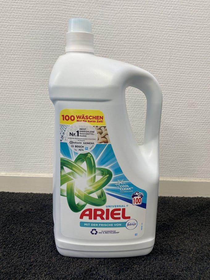 Ariel - Vloeibaar Wasmiddel - Febreze - 100 Wasbeurten