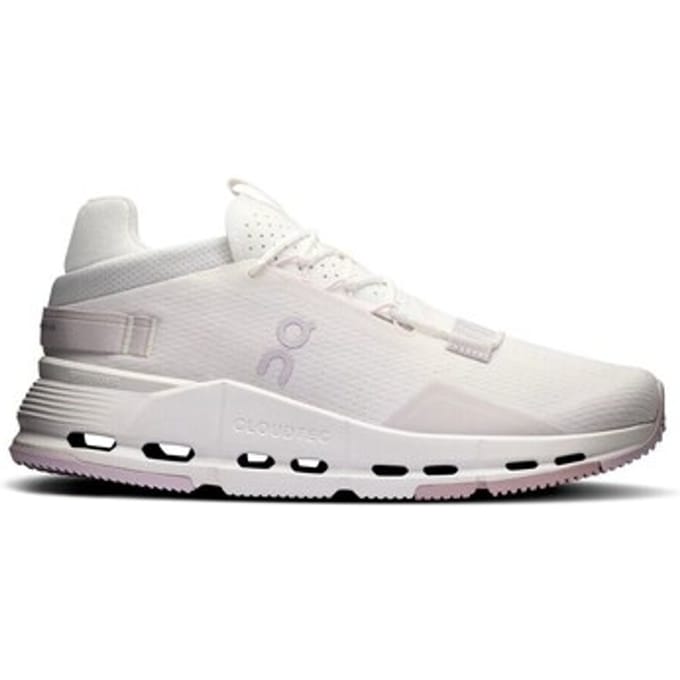 Lage Sneakers On Cloudnova 2