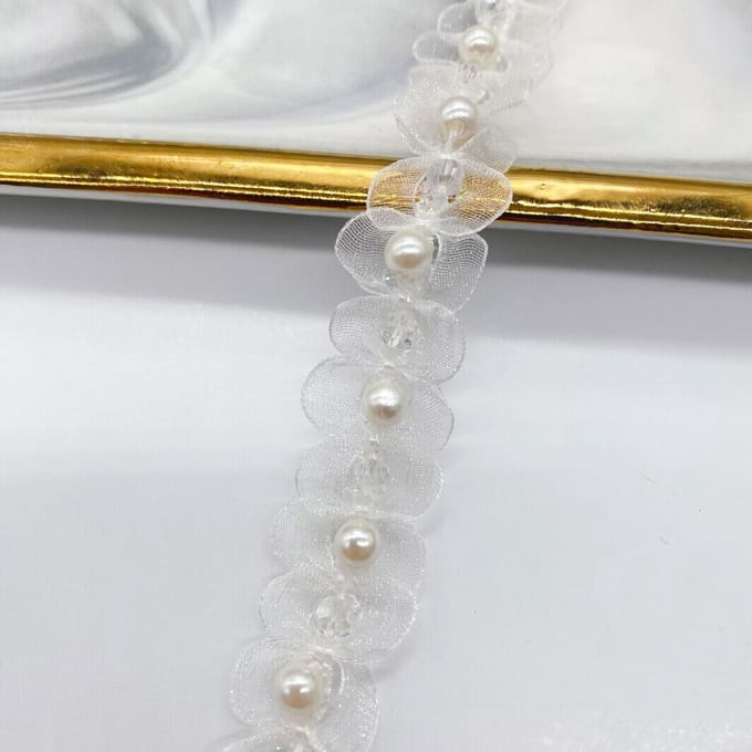Witte Kanten Rand met Parels 2 cm - Decoratieve Tulle Band voor DIY en Creatieve Projecten
