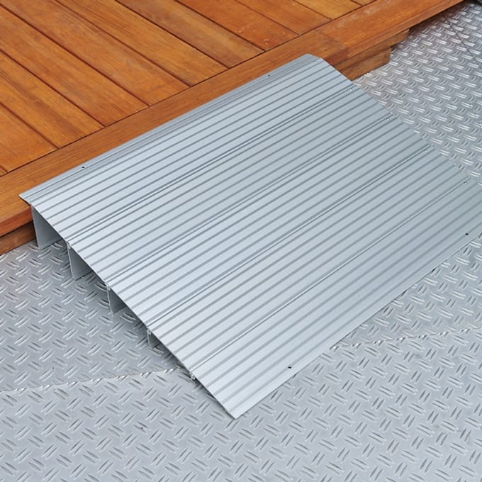 Datona® - Verstelbare Drempelhulp - 100 Millimeter - Aluminium | Max. Draagvermogen 300 kg | Drempelplaat | 55 x 86 x 10 cm