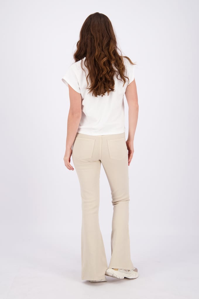RAIZZED Sunrise Split Jeans Dusty Sand Maat: W24L32 | Flared Jeans Outlet | Dames | Beige