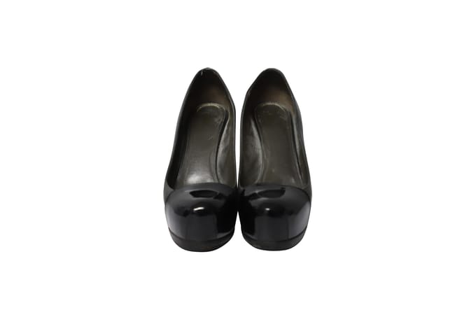 Saint Laurent Pumps in Zwart Leer