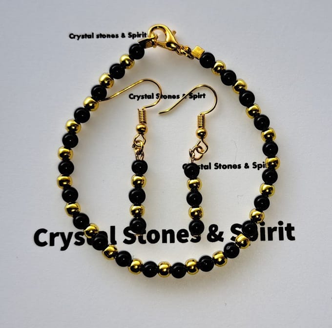 Set Onyx, Armband en Oorbellen, goudkleurig