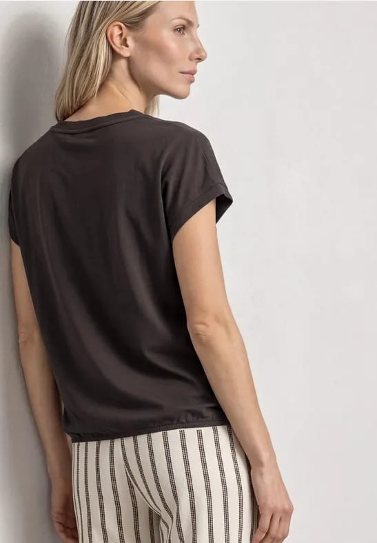Shirt met ronde hals en decoratieve tape