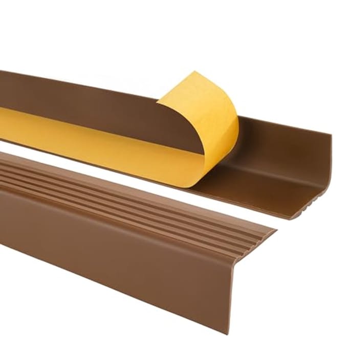 Zelfklevend PVC Traprandprofiel 50x42mm - Bruin, 110cm
