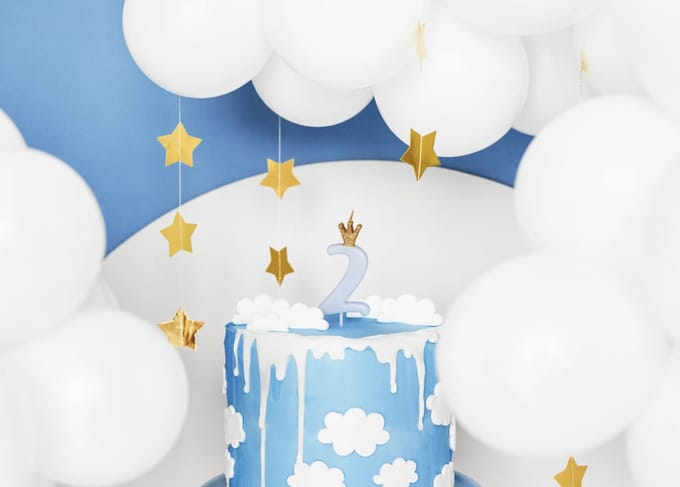 Taart Kaarsje 2 jaar blauw