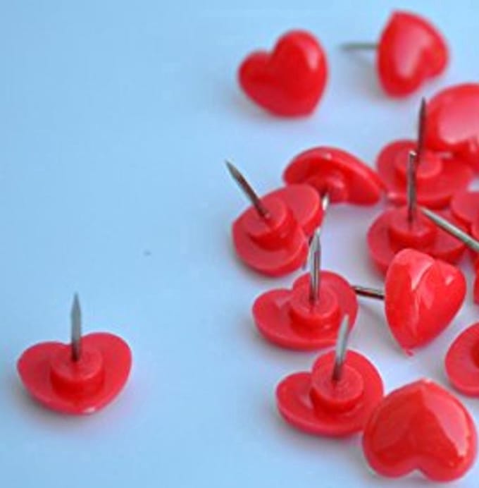 *** 10 Hartje-Rood-Prikbord-Met-Punaises - Memobord - Office - Vergaderen van Heble® ***