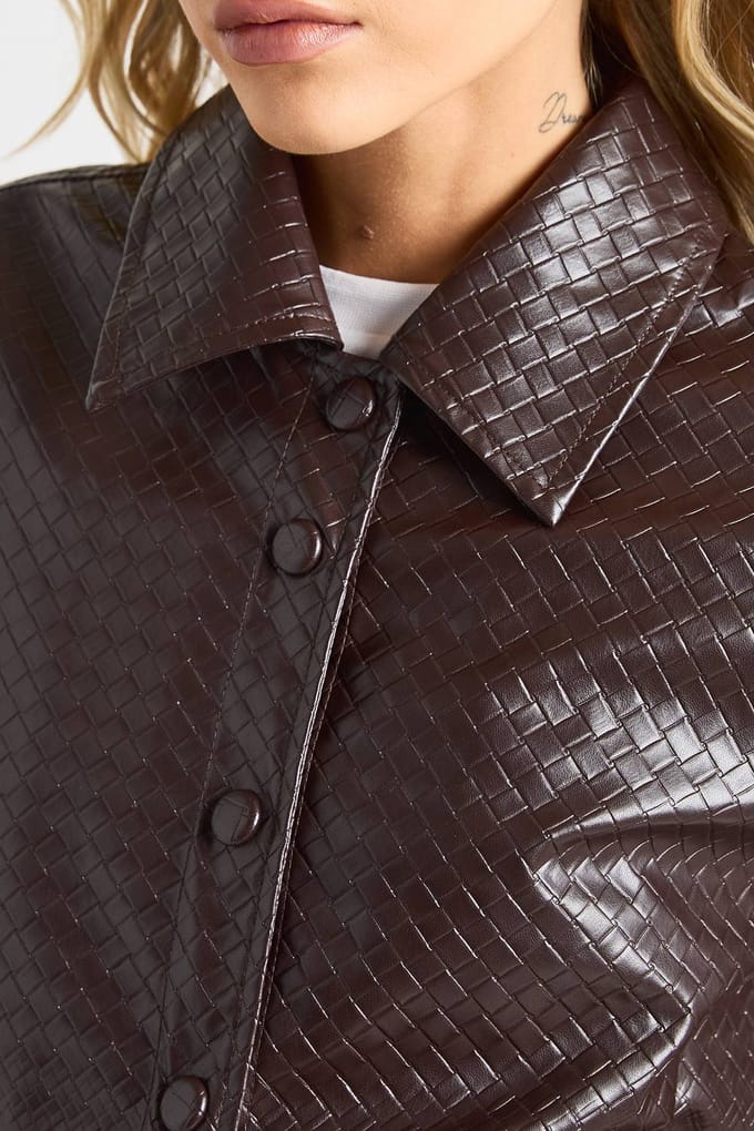 boohoo Dames Textured nepleer shacket | Chocolate | Maat: 8