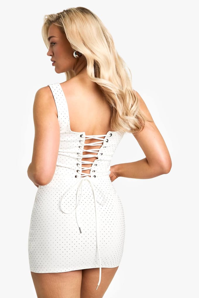 boohoo Dames Hot Fix Diamante Mini Rok | White | Maat: 14