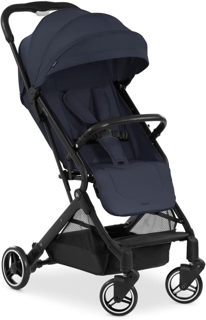 Lichte en compacte reisbuggy met comfortabele ligstand en UV-bescherming