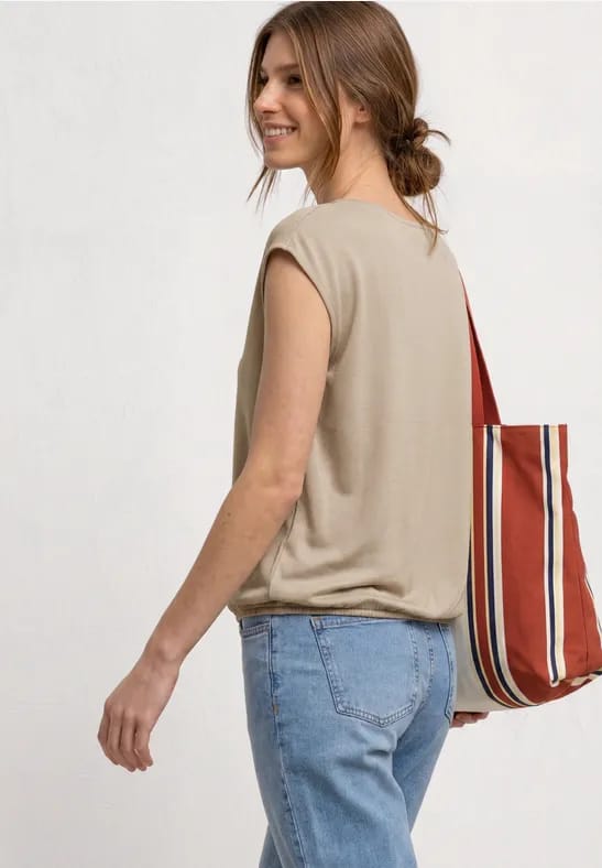 Shirt met hangende schouders en boothals