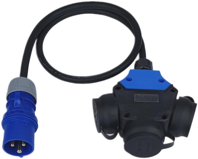 CEE Camping Adapter 3 Meter met 3x 230V Schuko Stopcontacten - Waterdichte Stroomverdeler