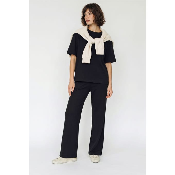 Twee-delige T-shirt en wijde broek set