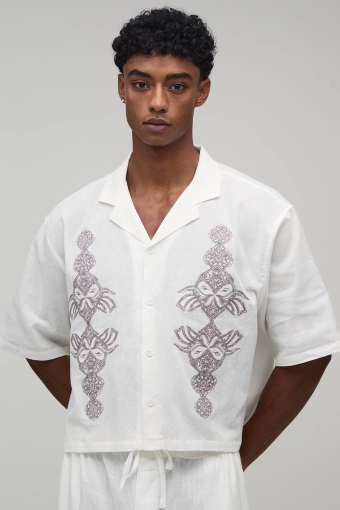 Boxy Crop Getextureerd Revere Geborduurd Overhemd | Ecru | Size Medium