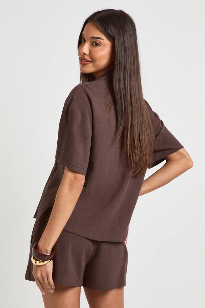 boohoo Dames Premium Linnen Korte Mouw Overhemd | Espresso | Maat: 34
