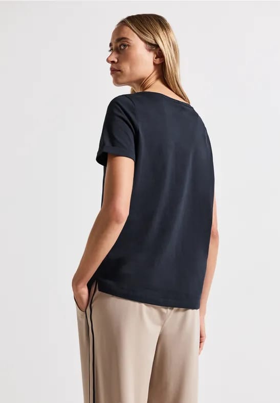 Shirt met tekst artwork