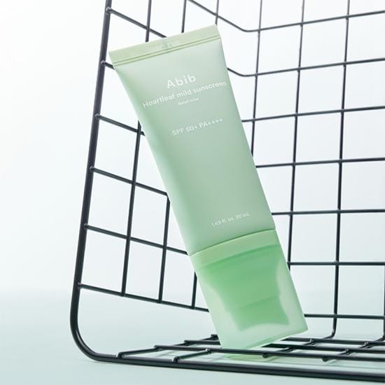 [Abib] Crème Solaire Douce Heartleaf Tube Relief SPF 50+ PA++++ 50ml beige