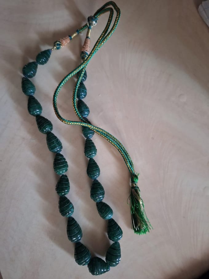 Gemstones-halssnoer smaragd curved