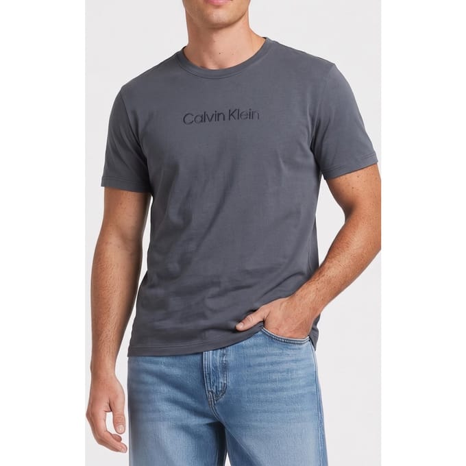 Calvin Klein Ss Standard Logo 30s Tee Turbulence Taglia: S | Magliette basic Outlet | Uomo