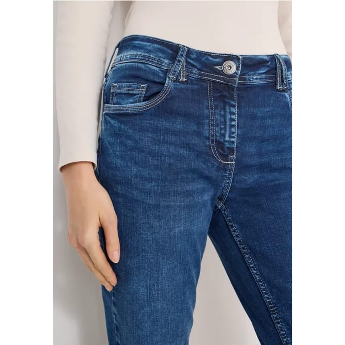 Slim Fit jeans