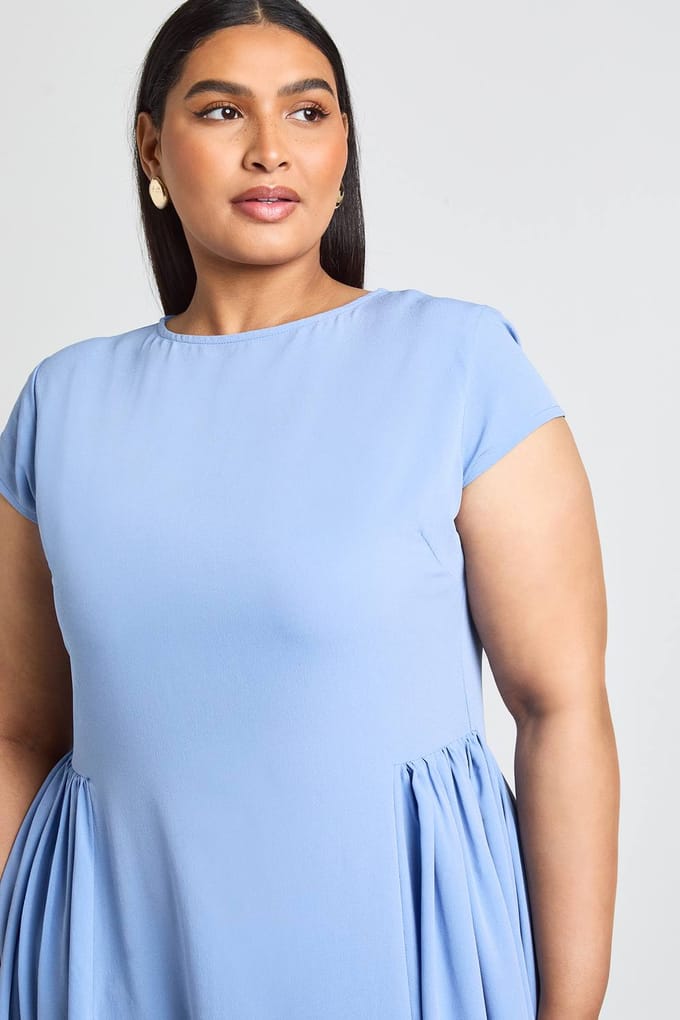 boohoo Dames Plus Getextureerde Volume Rok Midaxi Jurk | Powder Blue | Maat: 18