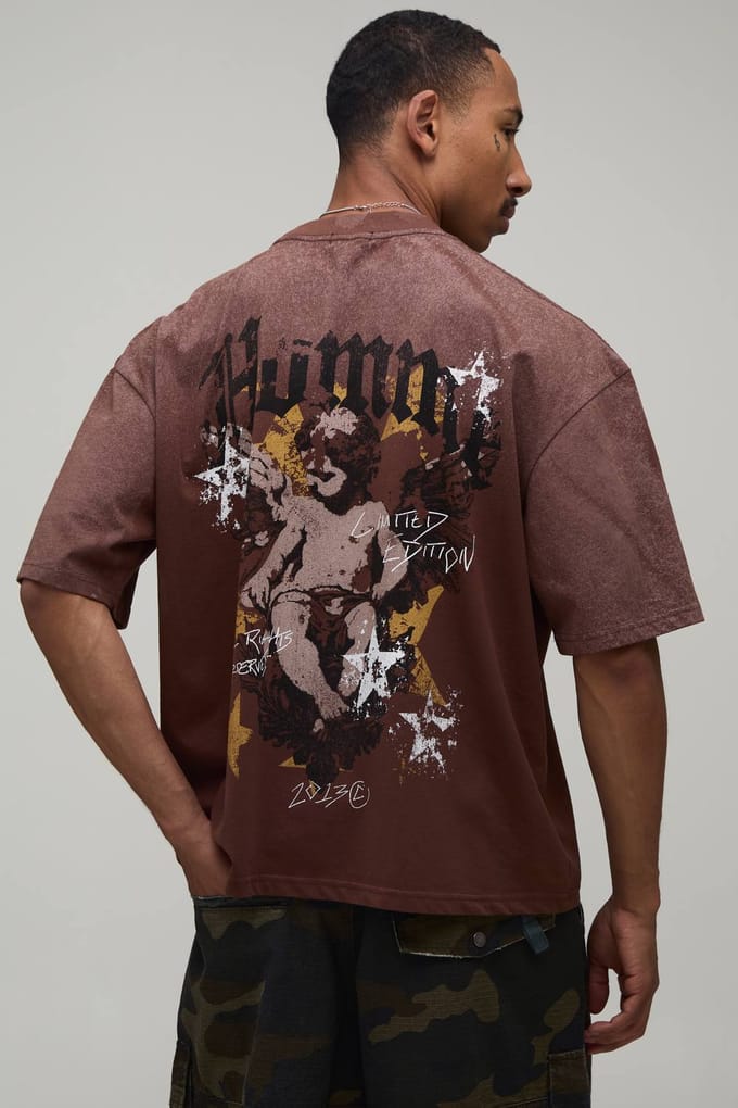 Chocoladebruin Oversized Boxy Homme Cherubijn Grafische Spray Wash T-shirt | Chocolate | Size Medium