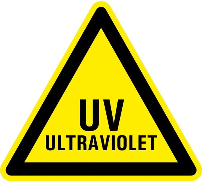 Waarschuwingssticker UV ultraviolet 150 mm