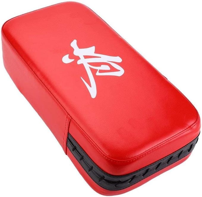 MTTproducts- Boksdoelpad duurzaam PU-leer - Muay Thai - MMA - Vechtkunst - Stansen - Elastische band - Stootkussen