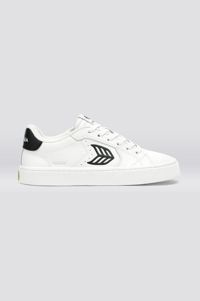 Cariuma Salvas Leather White Black Logo Größe: 41 | Trainers Outlet | Unisex | Schwarz