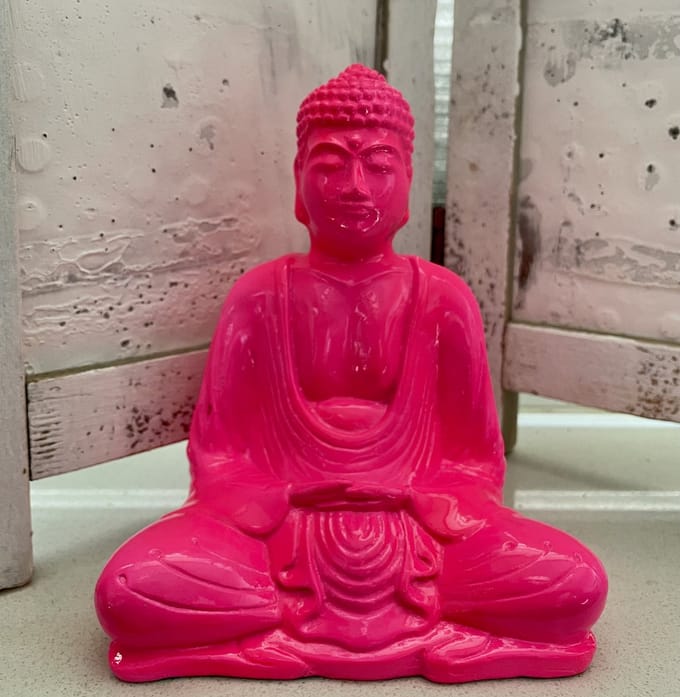 Budha beeld - Kleur Roze / Hotpink - Boedha - Buddha