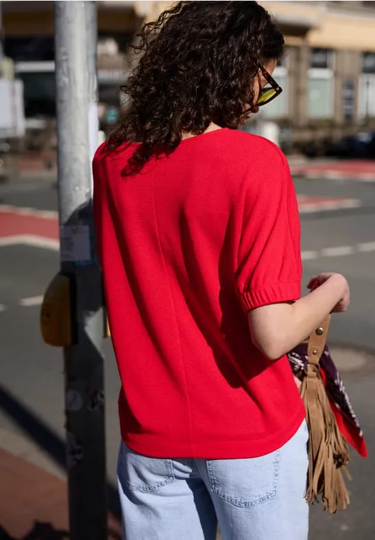 Shirt met ronde hals en rimpels