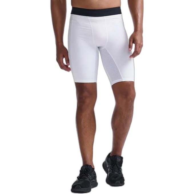 Compressieshort als basislaag 2XU