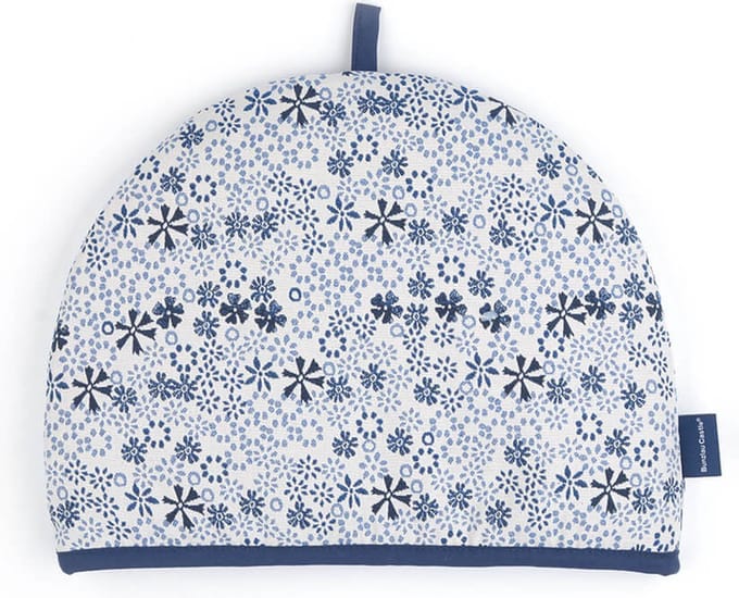 Bunzlau Castle - Theemuts Indigo Lace - theewarmer - Warmhouder
