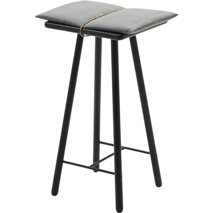 Skagerak by Fritz Hansen - Georg barstoel - laag - zwart