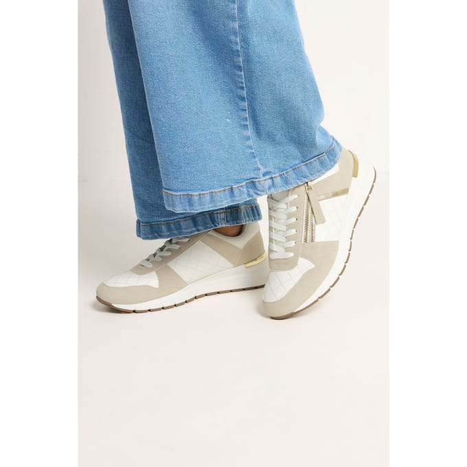 Yours Witte Gewatteerde Sleehaksneakers In Brede Epasvormsize 38E