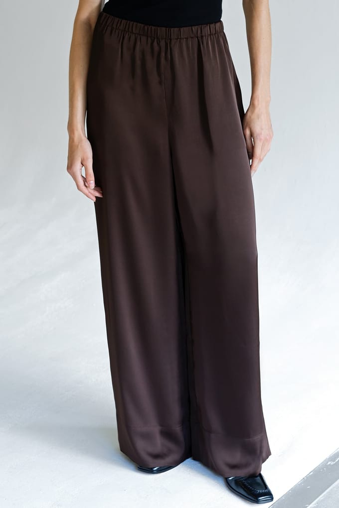 French Connection Bernadetta Satin Wide Leg Pant Bitter Chocolate Bitter Choco Taglia: M | Pantaloni da completo Outlet | Donna | Marrone