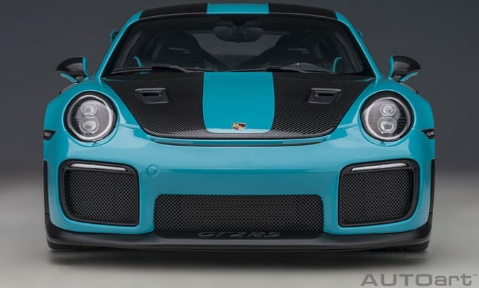 Porsche 911 (991.2) GT2 RS Weissach Package - 1:18 - AUTOart