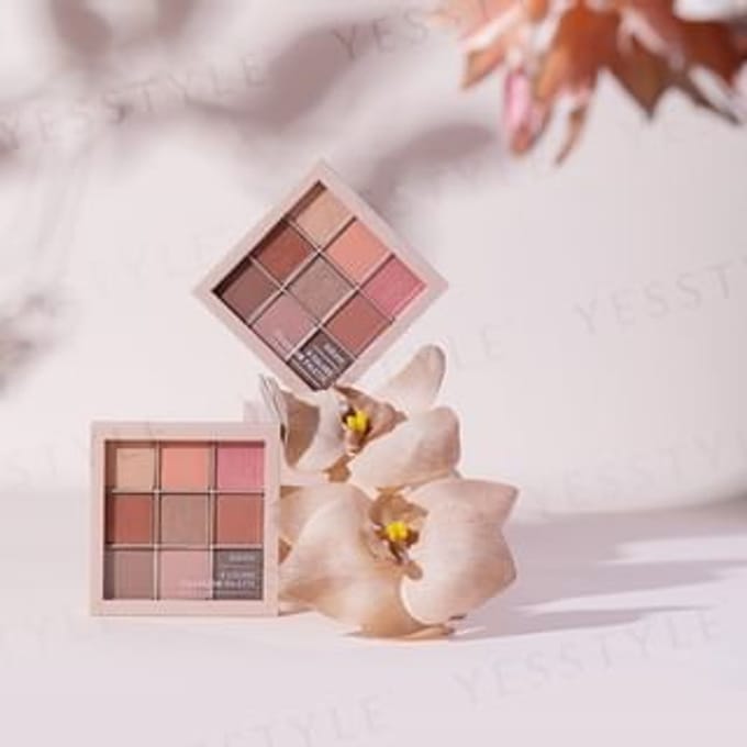 Solone - Play With Perfection 9 Colors Eyeshadow Palette Apricot Crush