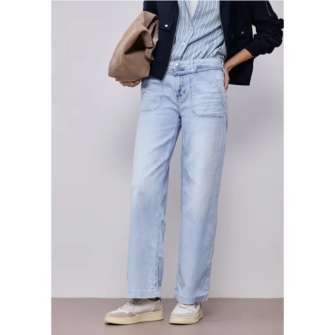 Wide Legs in gebleekte look