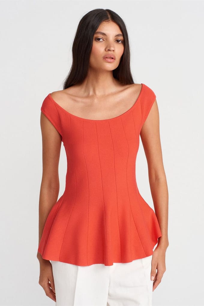 Getailleerde Geribde Peplum Blouse