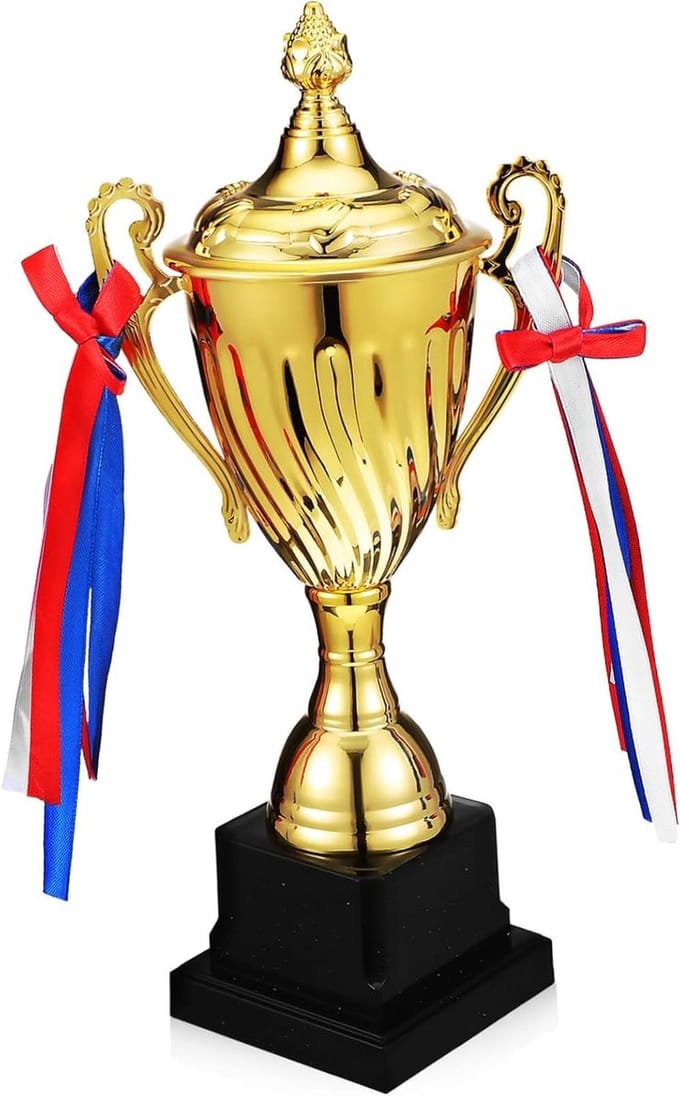 Gouden Trofee - Prijs Beker - Wedstrijd Belonen - Met Gravure - 32 cm Hoog - Goud