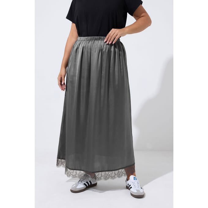 Limited Collection Grijze Maxirok Met Kanten Zoom Size 66-68