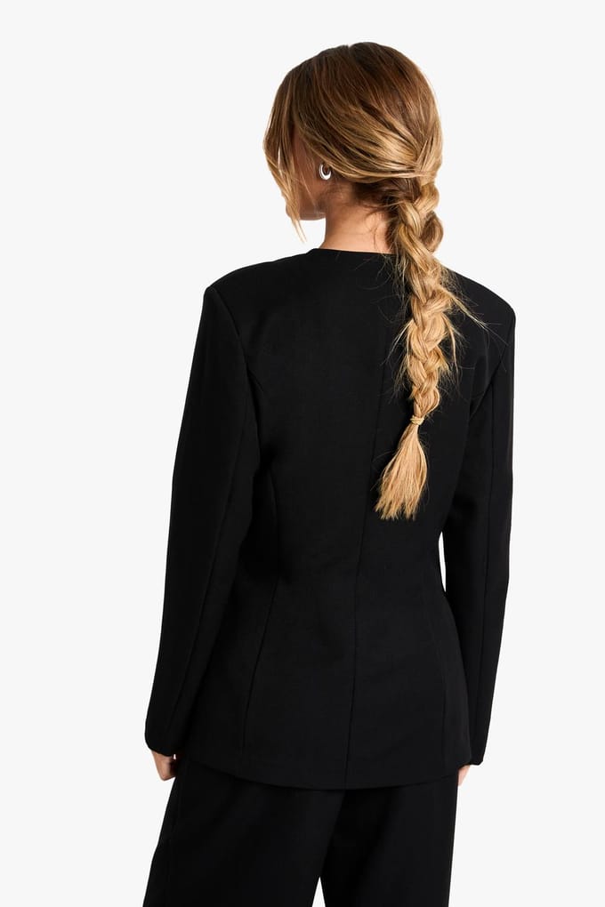boohoo Dames Plunge Tailored Blazer | Zwart | Maat: 40
