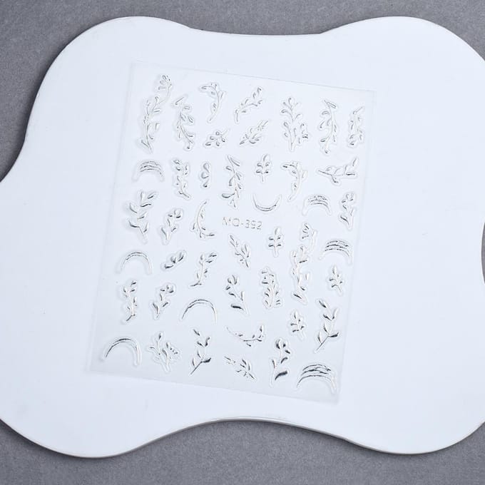 Autocollants pour ongles Feuille Dorée Branches Dorées et Feuilles de Jade - Décalcomanies Style Chinois argenté