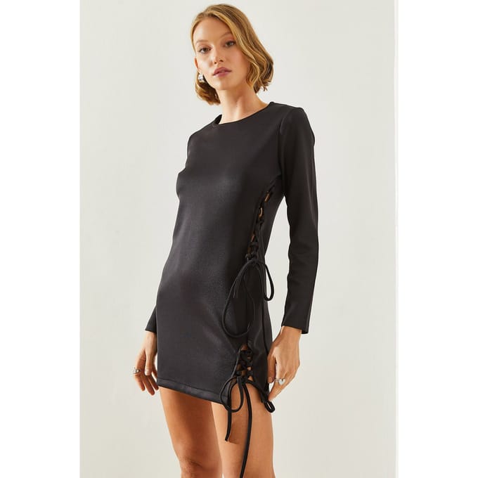 Uitgesneden Crew Neck Mini Jurk